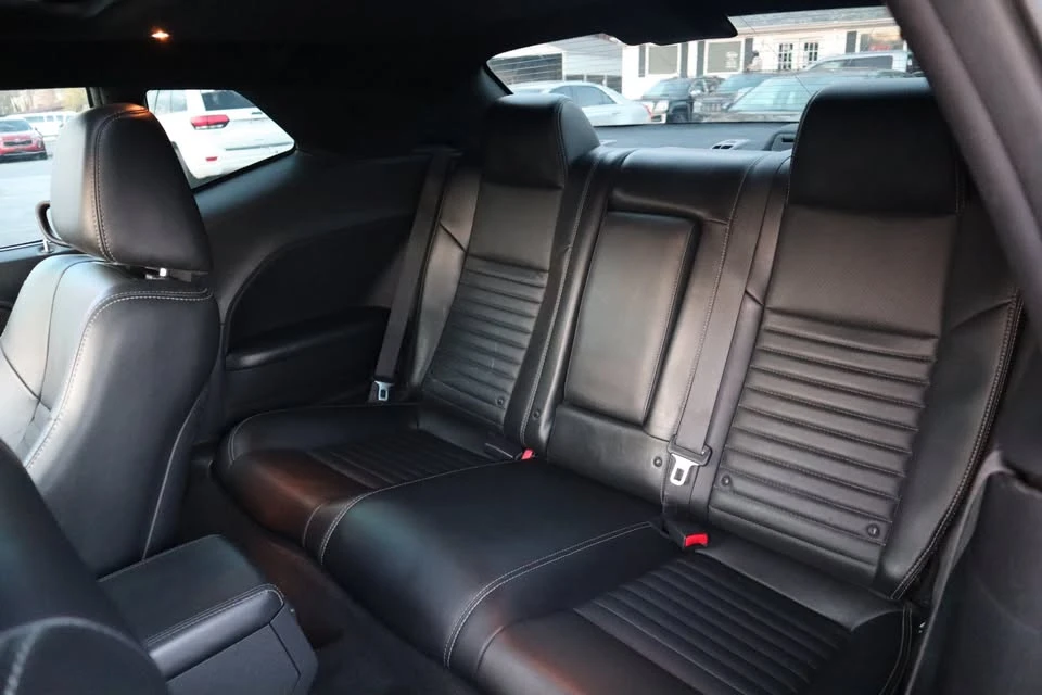 2014 Dodge Challenger 3rd Gen - Image 7 of 12