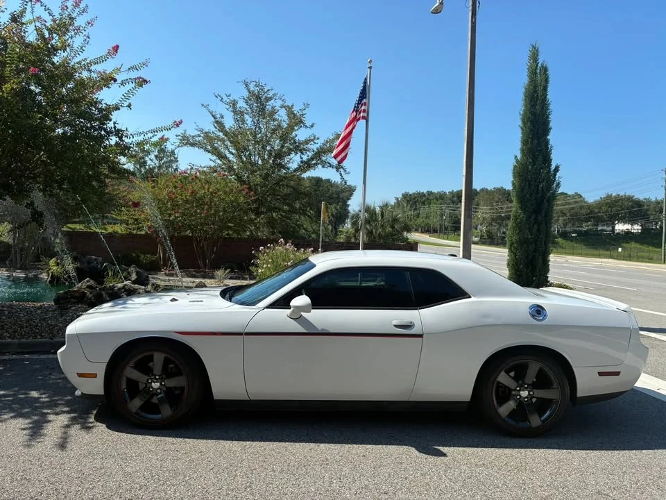 2014 Dodge Challenger - Image 6 of 19