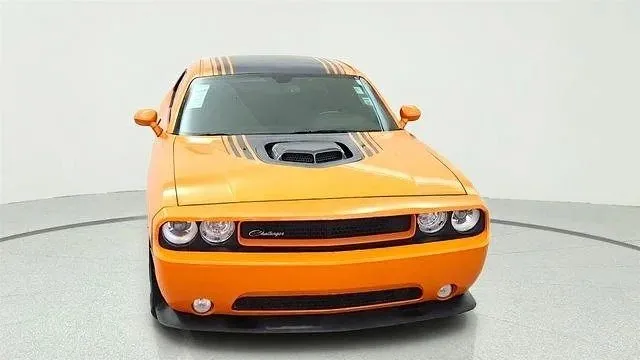 2014 Dodge Challenger RT Shaker