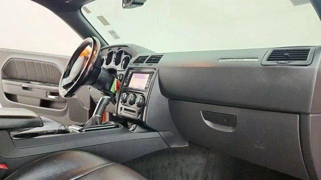 2014 Dodge Challenger SRT8 & 392 3rd Gen - Image 15 of 16