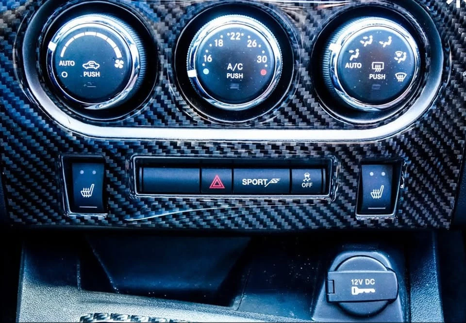 2014 Dodge Challenger 3rd Gen - Image 10 of 16