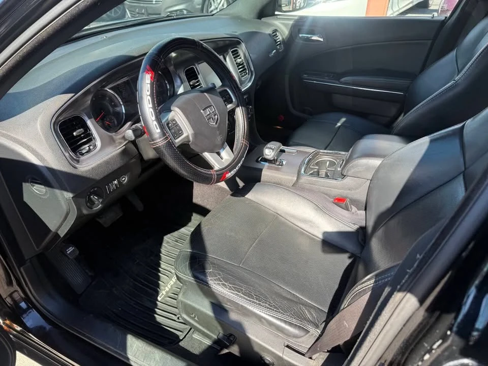 2014 Dodge Charger 7th Gen - Image 9 of 19