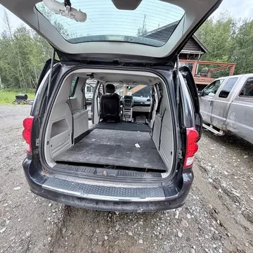 2014 Dodge Caravan ES Minivan