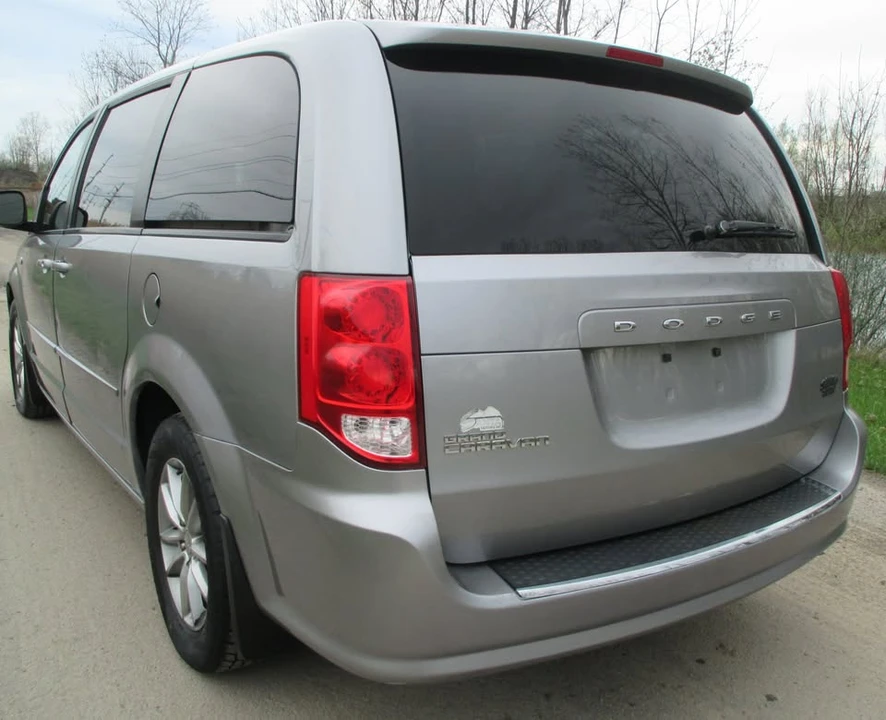 2014 Dodge Caravan - Image 5 of 18