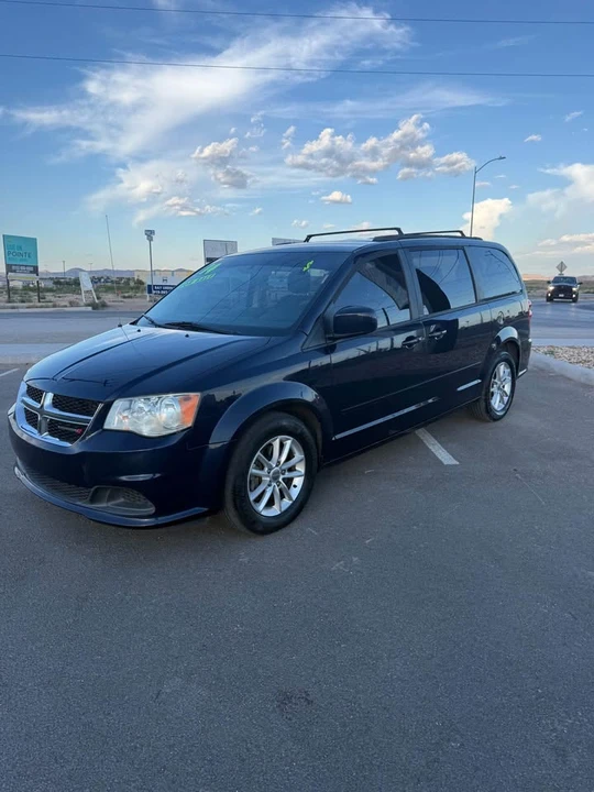 2014 Dodge Caravan - Image 16 of 19