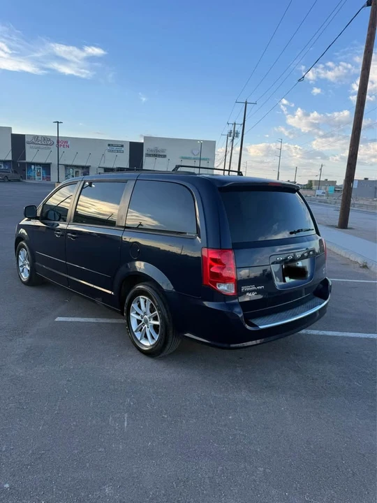 2014 Dodge Caravan - Image 15 of 19