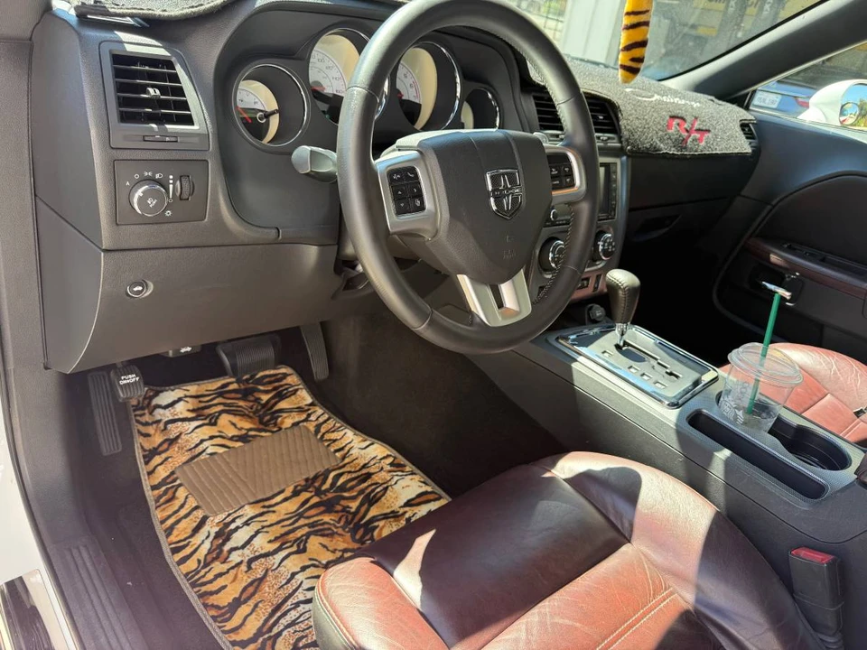 2014 Dodge Challenger 3rd Gen - Image 16 of 16