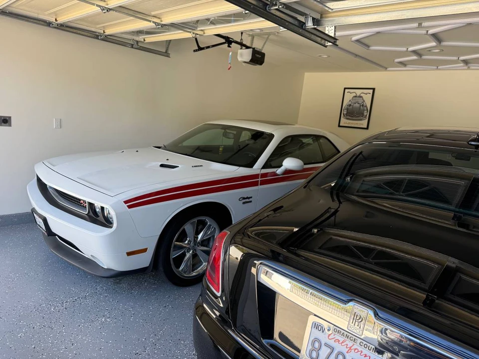 2014 Dodge Challenger 3rd Gen - Image 15 of 16