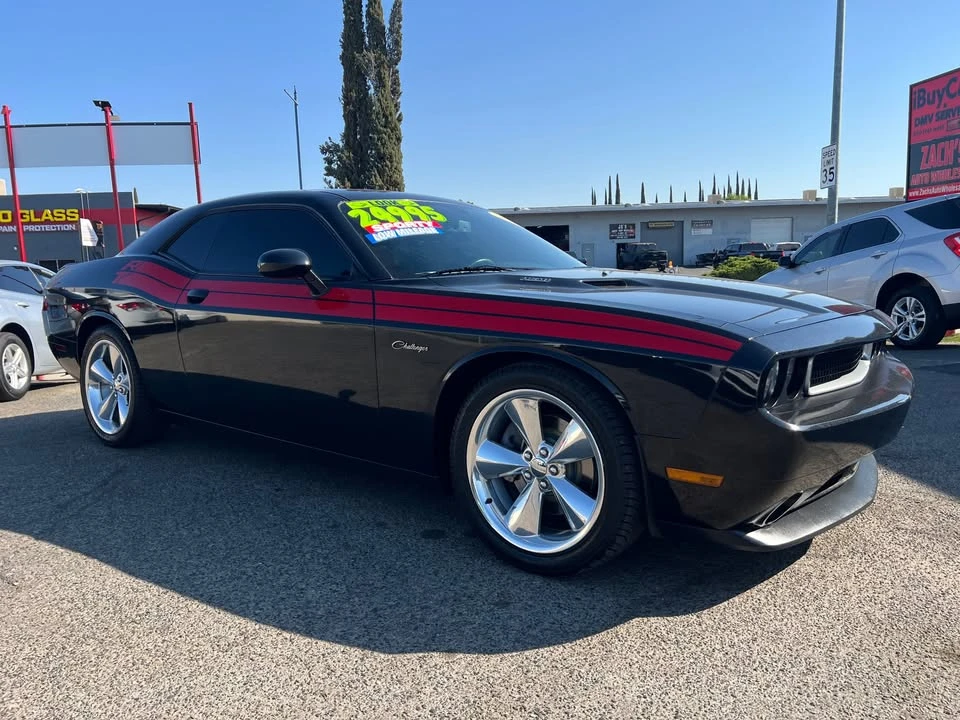 2014 Dodge Challenger 3rd Gen - Image 4 of 12