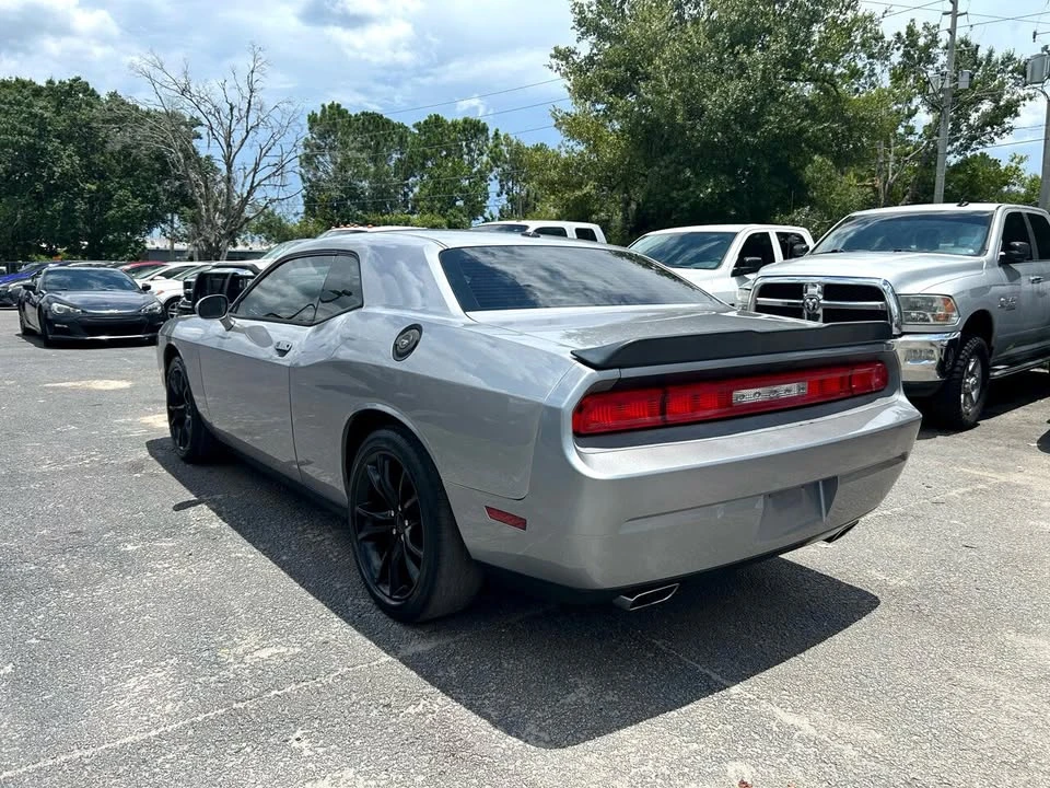 2014 Dodge Challenger 3rd Gen - Image 5 of 14