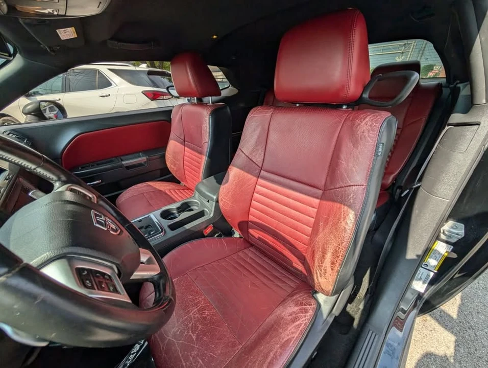 2014 Dodge Challenger 3rd Gen - Image 15 of 20