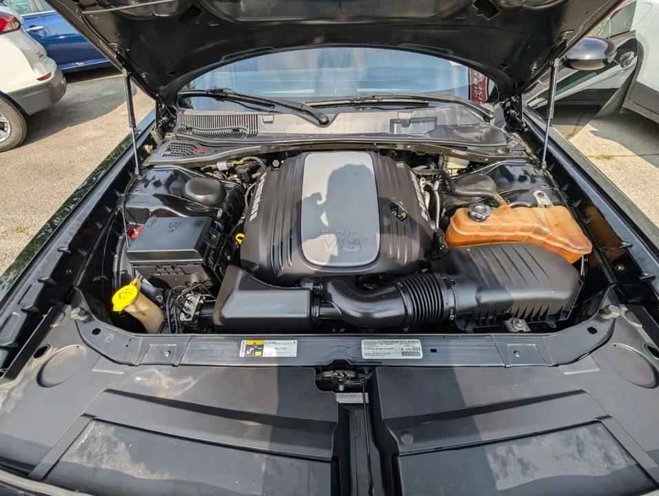 2014 Dodge Challenger 3rd Gen - Image 10 of 20