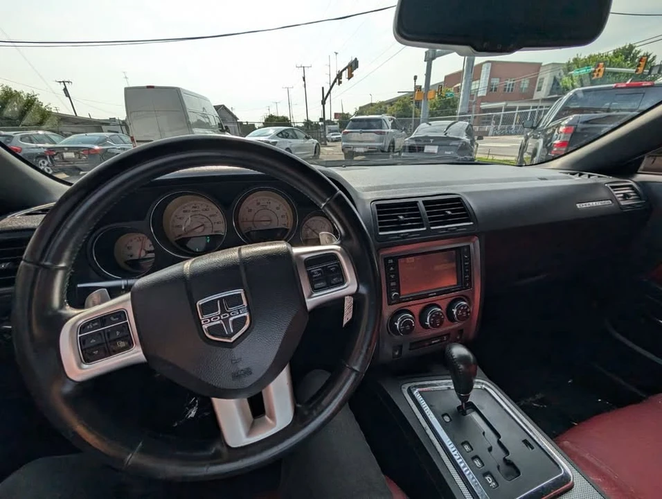 2014 Dodge Challenger 3rd Gen - Image 19 of 20