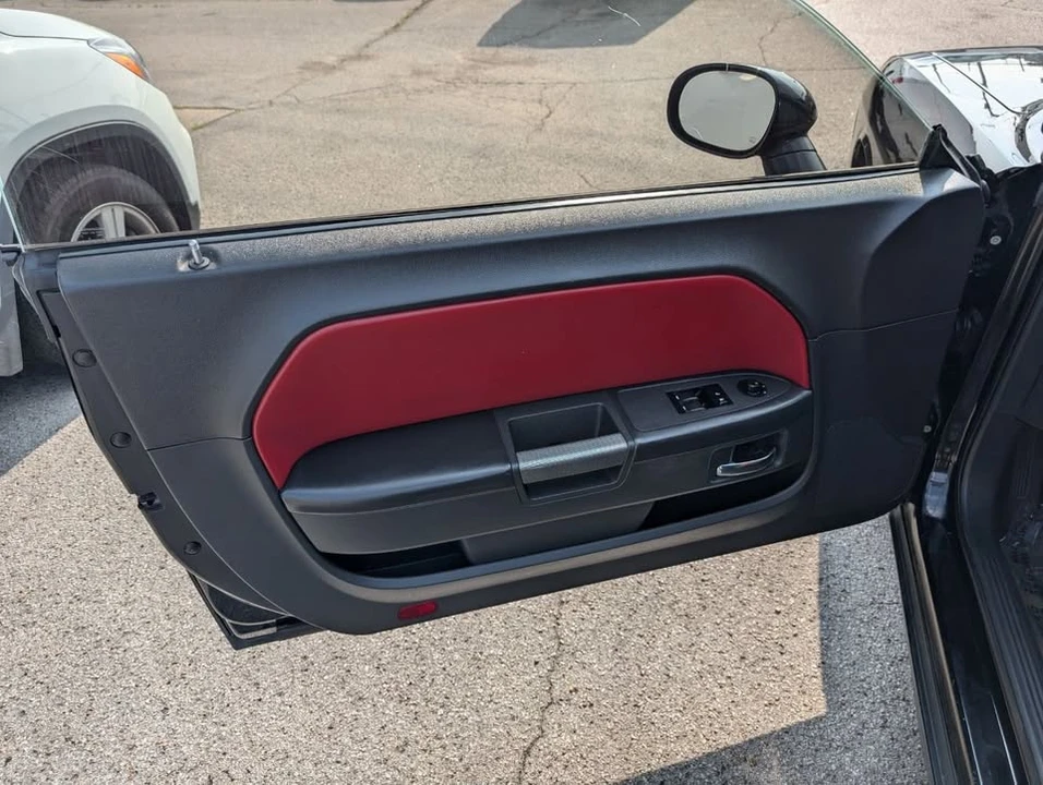2014 Dodge Challenger 3rd Gen - Image 11 of 20
