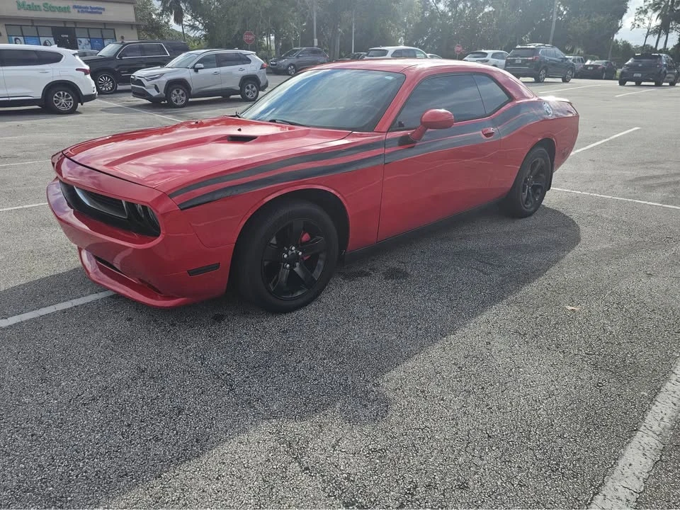 2014 Dodge Challenger 3rd Gen - Image 3 of 14