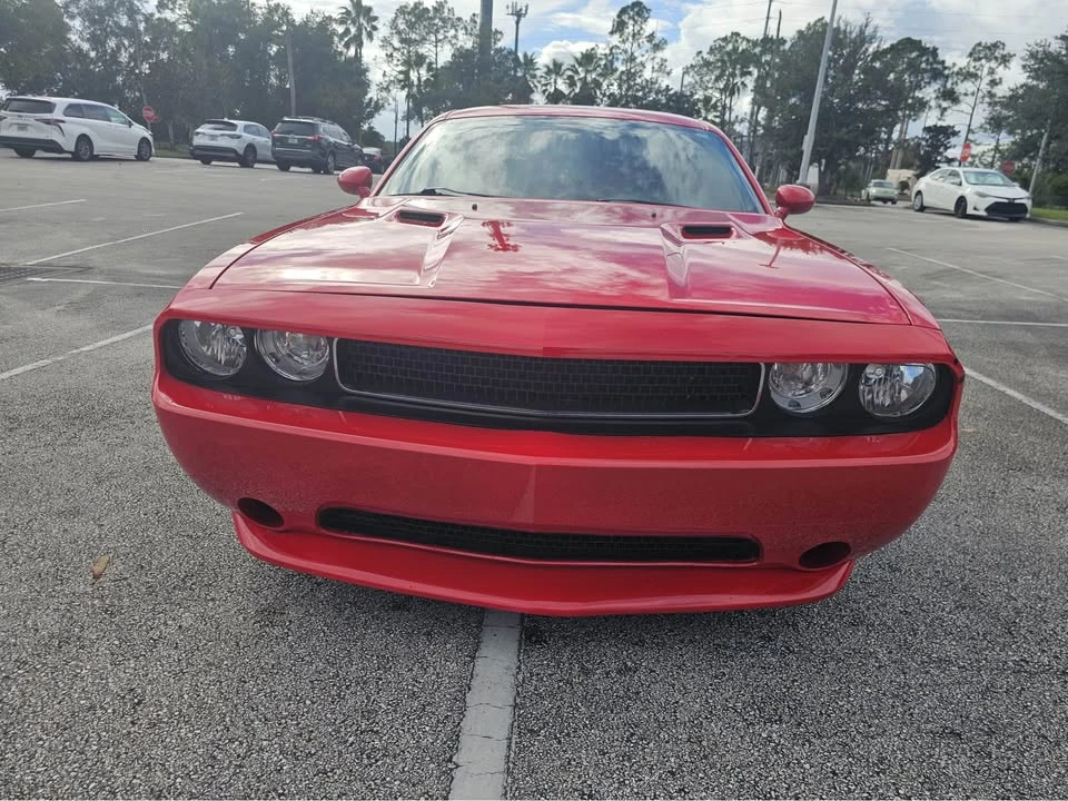 2014 Dodge Challenger 3rd Gen - Image 5 of 14