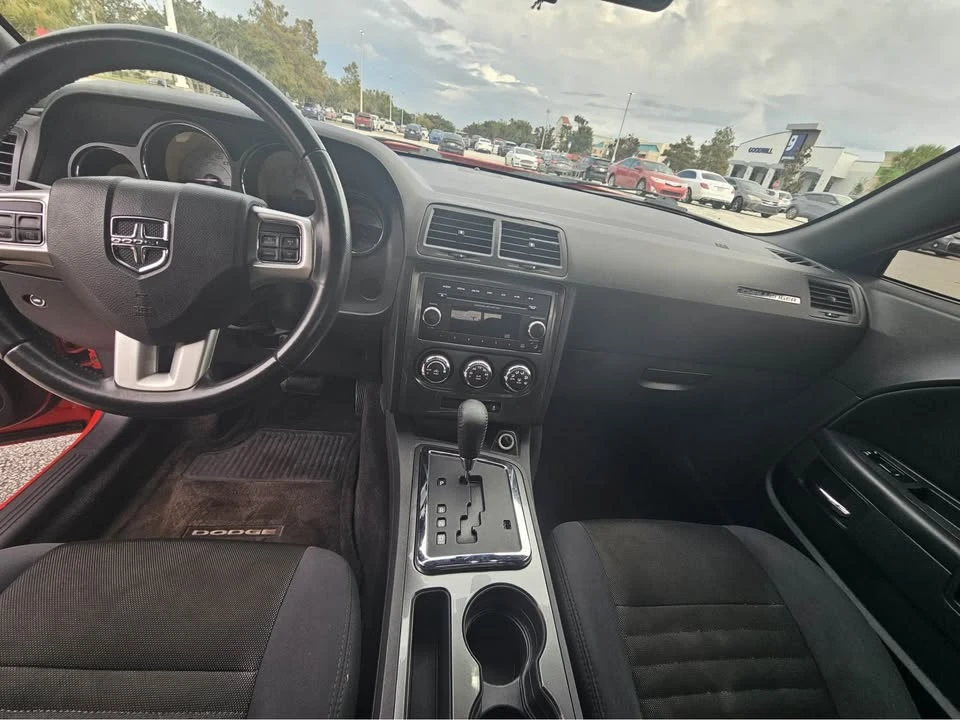 2014 Dodge Challenger 3rd Gen - Image 13 of 14