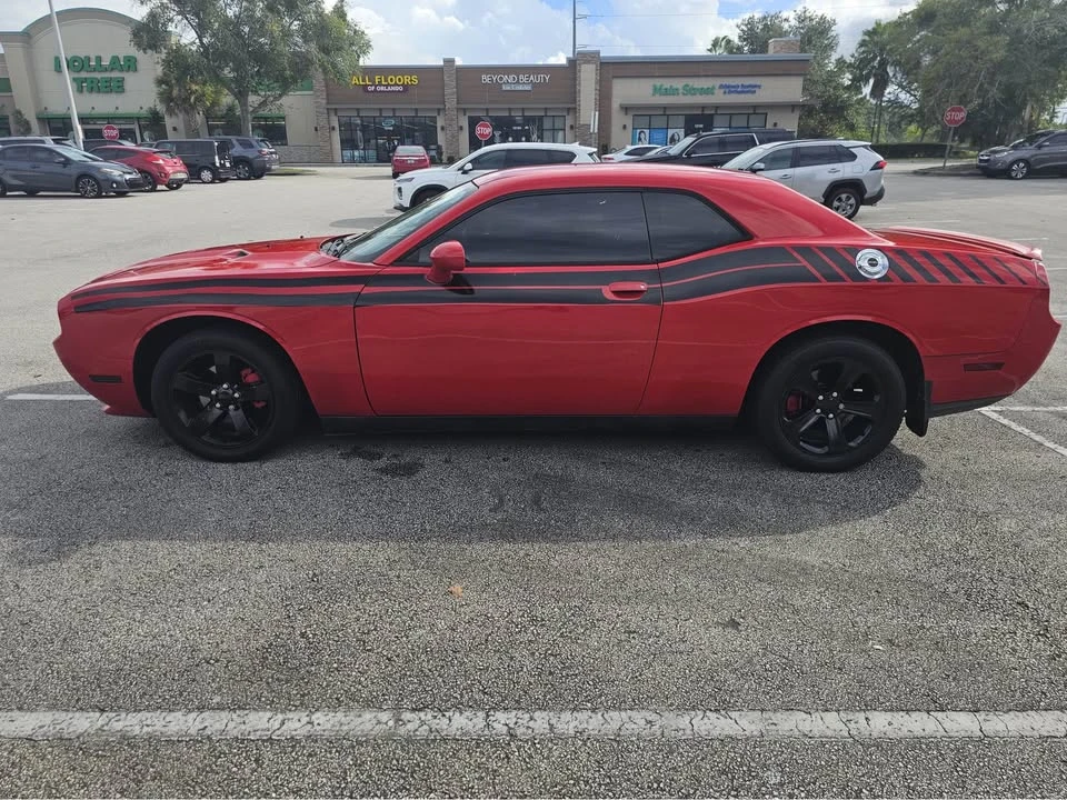 2014 Dodge Challenger 3rd Gen - Image 4 of 14