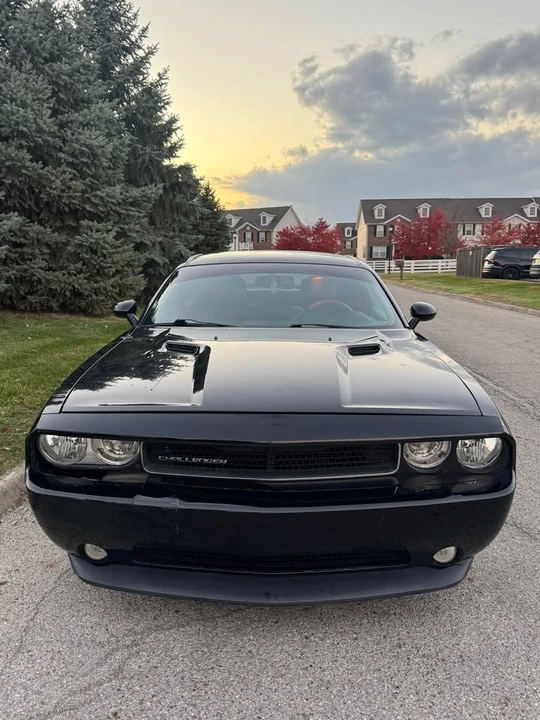 2014 Dodge Challenger 3rd Gen - Image 2 of 10