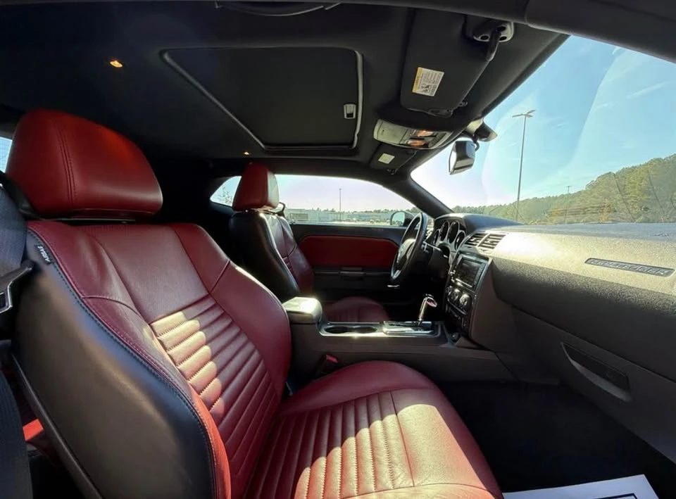 2014 Dodge Challenger 3rd Gen - Image 6 of 7