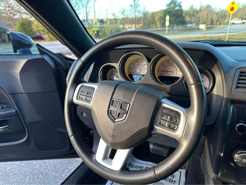 2014 Dodge Challenger 3rd Gen - Image 11 of 12