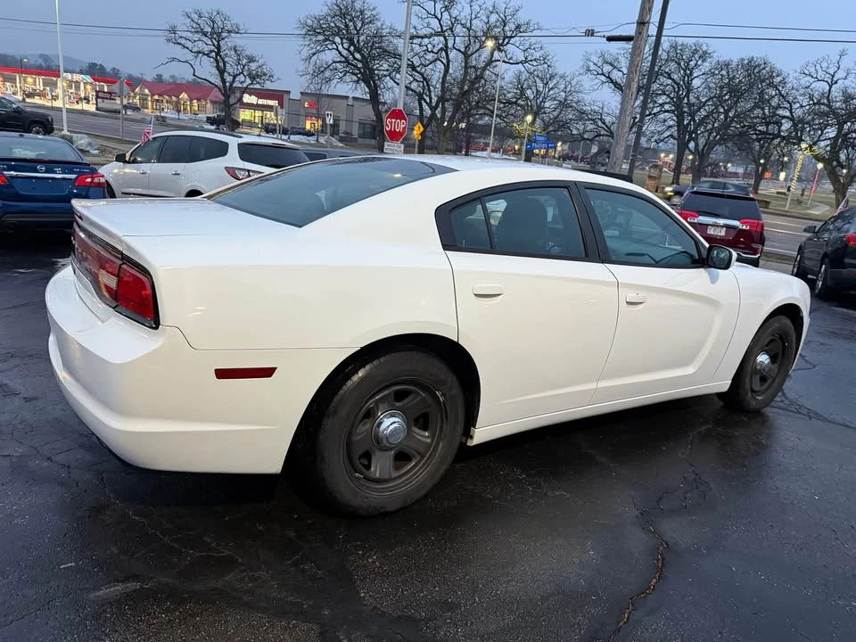 2014 Dodge Challenger 3rd Gen - Image 5 of 9
