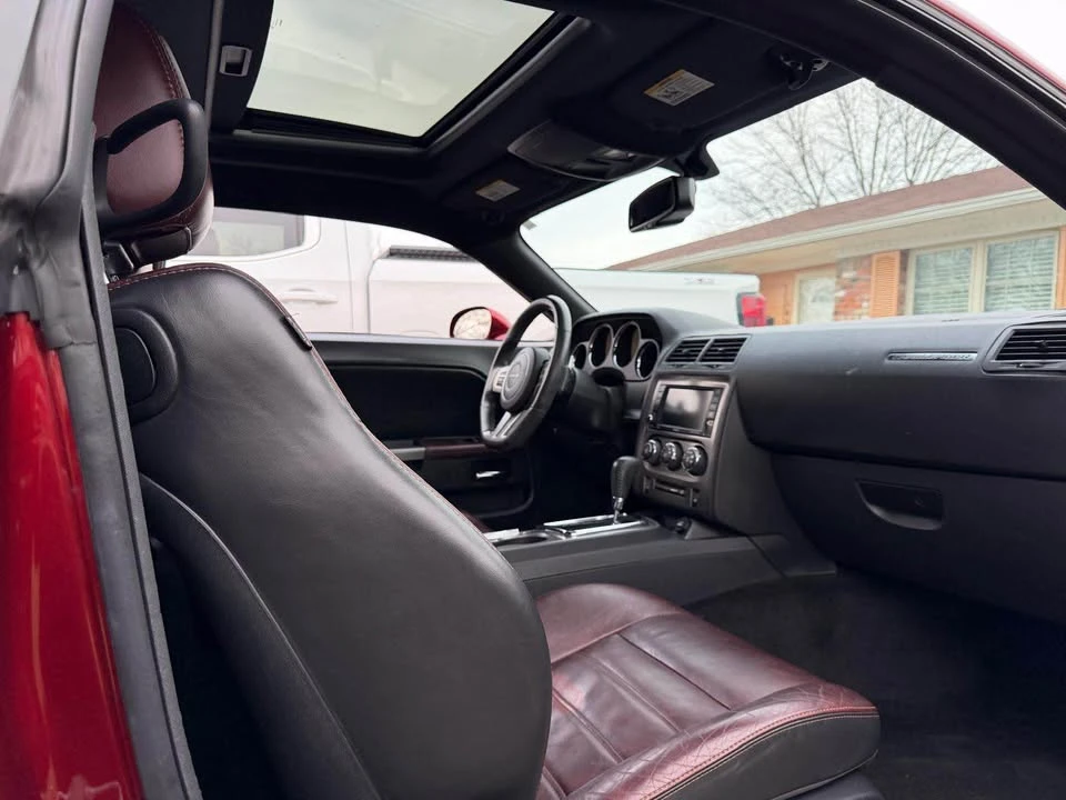 2014 Dodge Challenger 3rd Gen - Image 11 of 18
