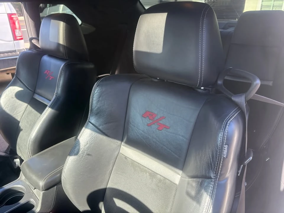 2014 Dodge Challenger 3rd Gen - Image 19 of 20