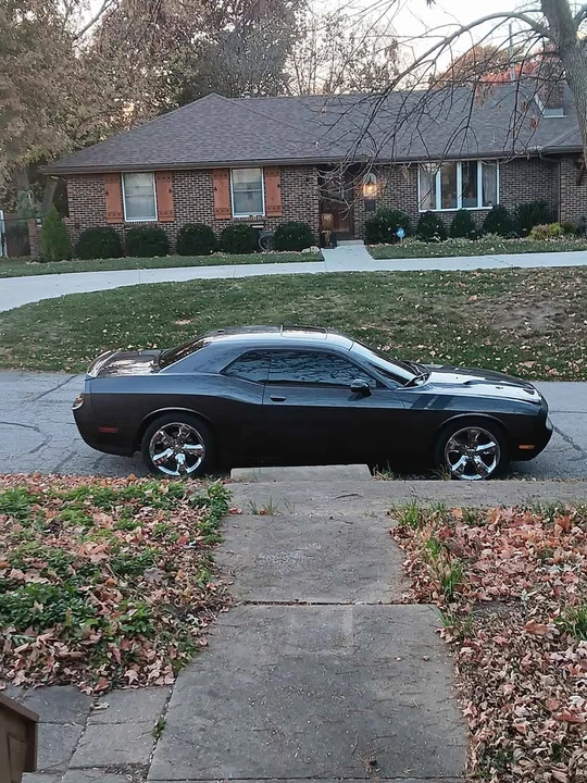 2014 Dodge Challenger 3rd Gen - Image 5 of 13