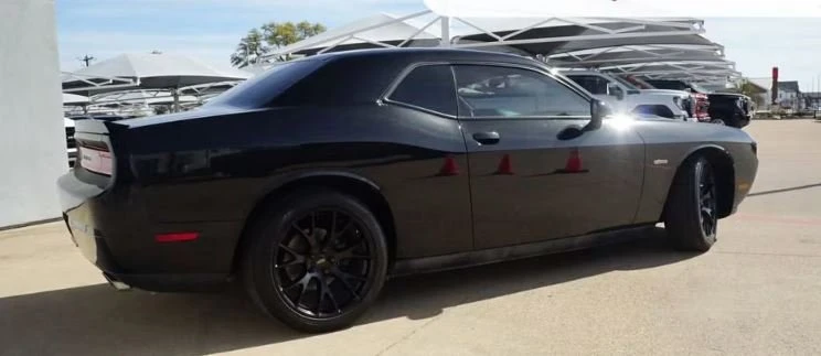 2014 Dodge Challenger 3rd Gen - Image 4 of 10