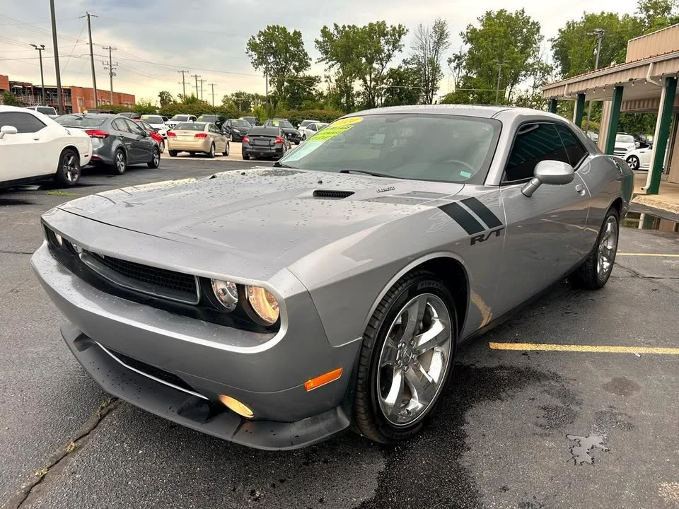 2014 Dodge Challenger 3rd Gen - Image 7 of 20