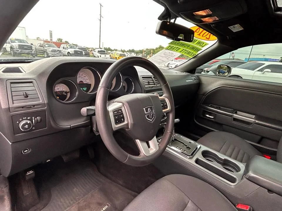 2014 Dodge Challenger 3rd Gen - Image 17 of 20