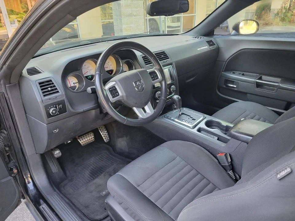 2014 Dodge Challenger 3rd Gen - Image 9 of 13