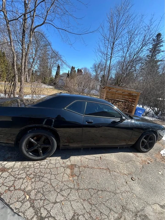 2014 Dodge Challenger 3rd Gen - Image 9 of 15