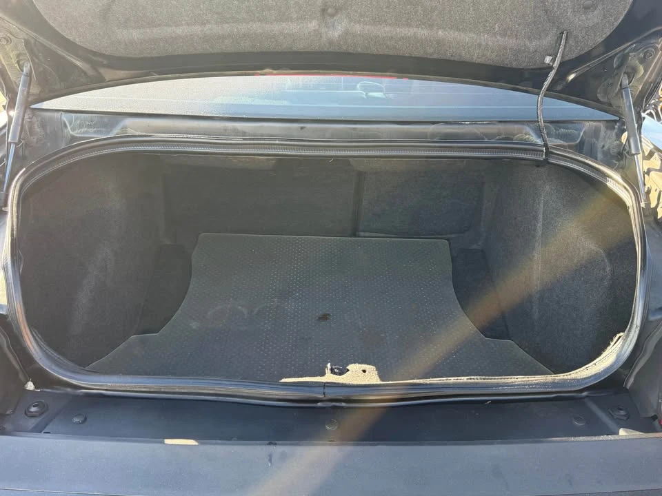 2014 Dodge Challenger 3rd Gen - Image 19 of 20