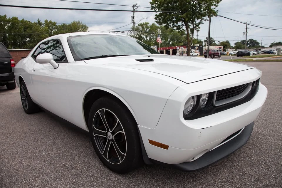 2014 Dodge Challenger 3rd Gen - Image 3 of 20