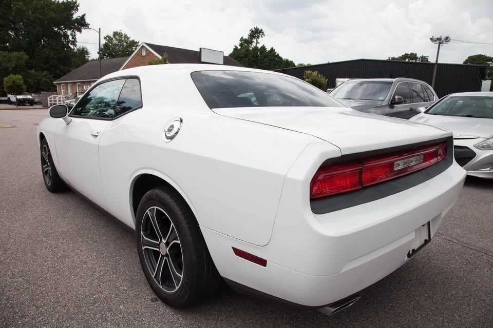 2014 Dodge Challenger 3rd Gen - Image 7 of 20