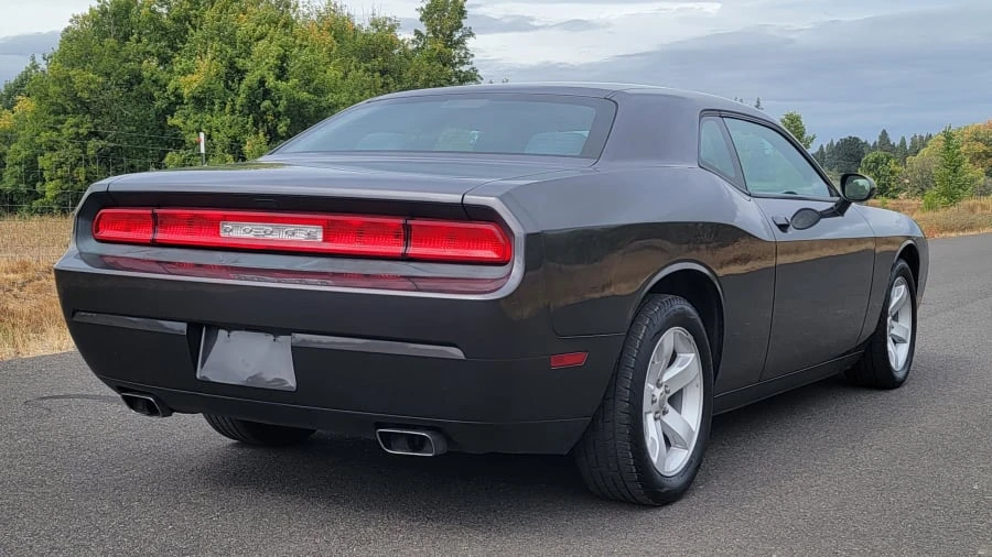 2014 Dodge Challenger 3rd Gen - Image 11 of 12