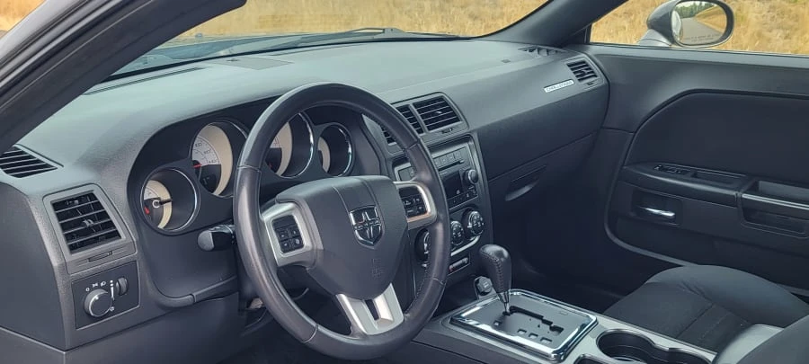 2014 Dodge Challenger 3rd Gen - Image 5 of 12