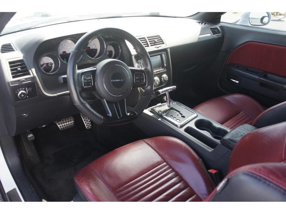 2014 Dodge Challenger 3rd Gen - Image 22 of 31