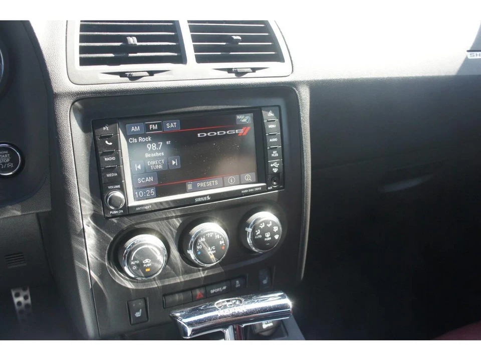 2014 Dodge Challenger 3rd Gen - Image 30 of 31