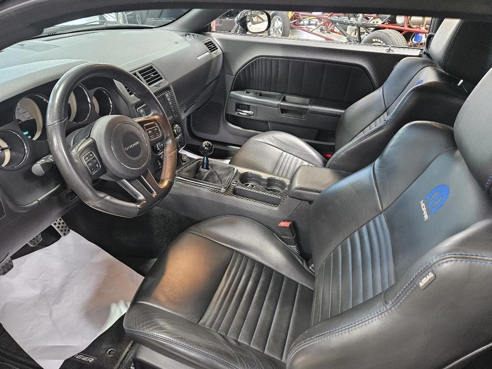 2014 Dodge Challenger 3rd Gen - Image 9 of 18