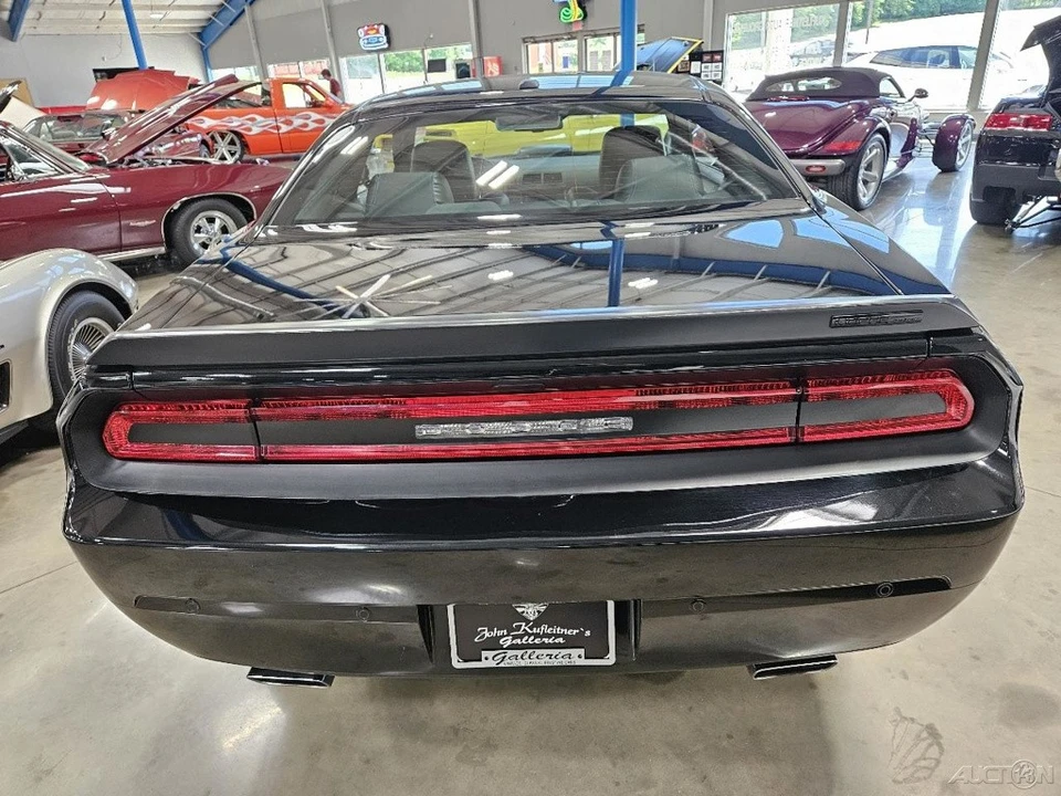 2014 Dodge Challenger - Image 4 of 18
