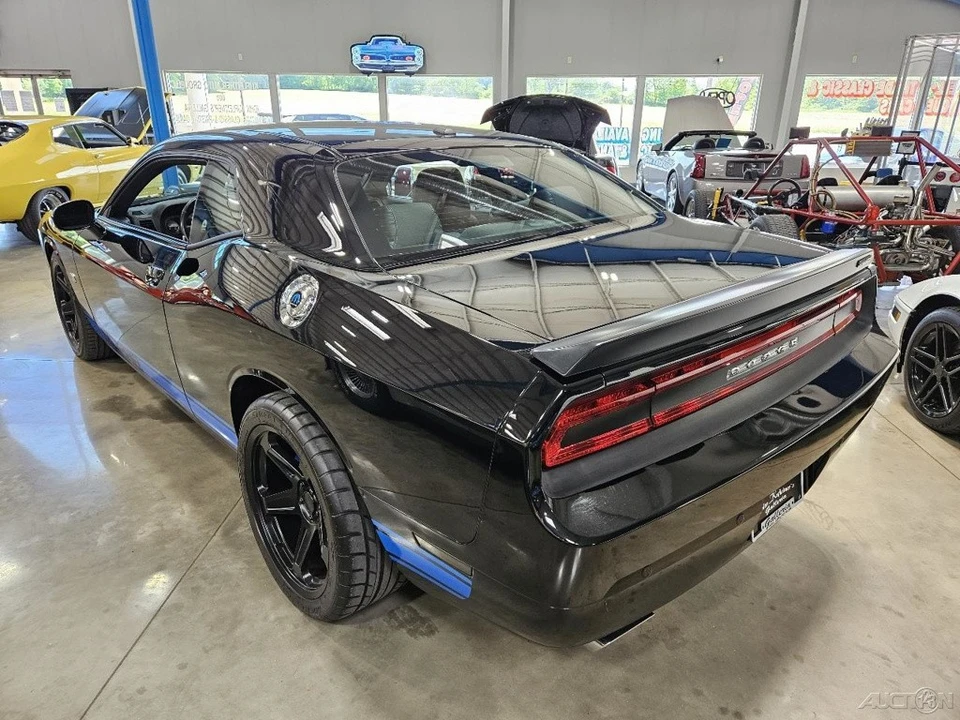2014 Dodge Challenger - Image 6 of 18