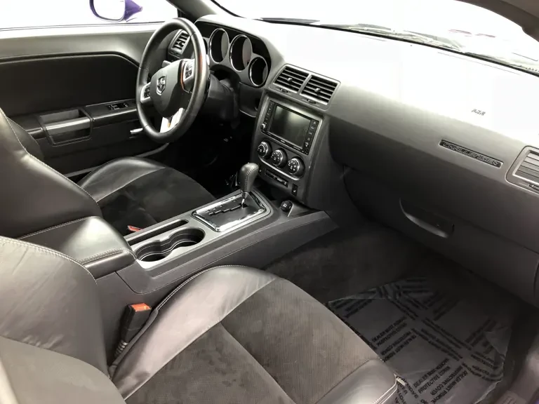 2014 Dodge Challenger 3rd Gen - Image 5 of 10