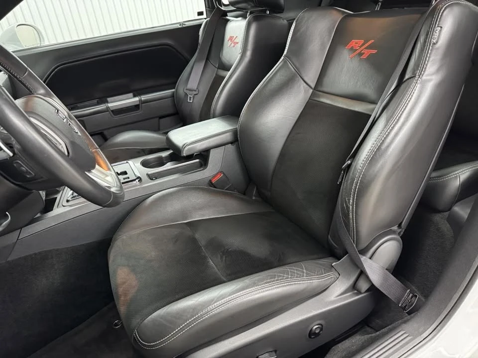 2014 Dodge Challenger 3rd Gen - Image 16 of 20
