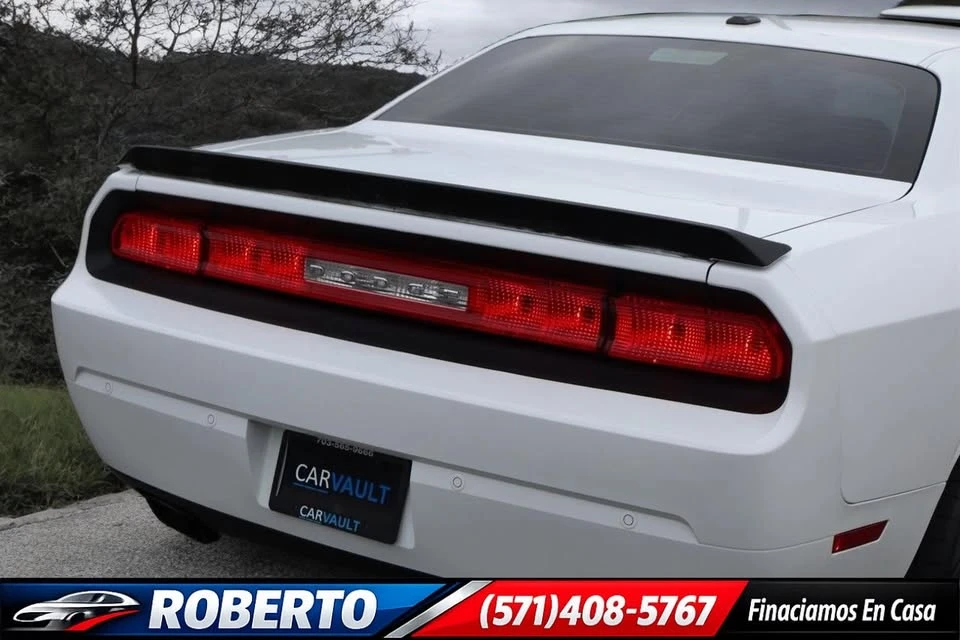 2014 Dodge Challenger 3rd Gen - Image 9 of 20