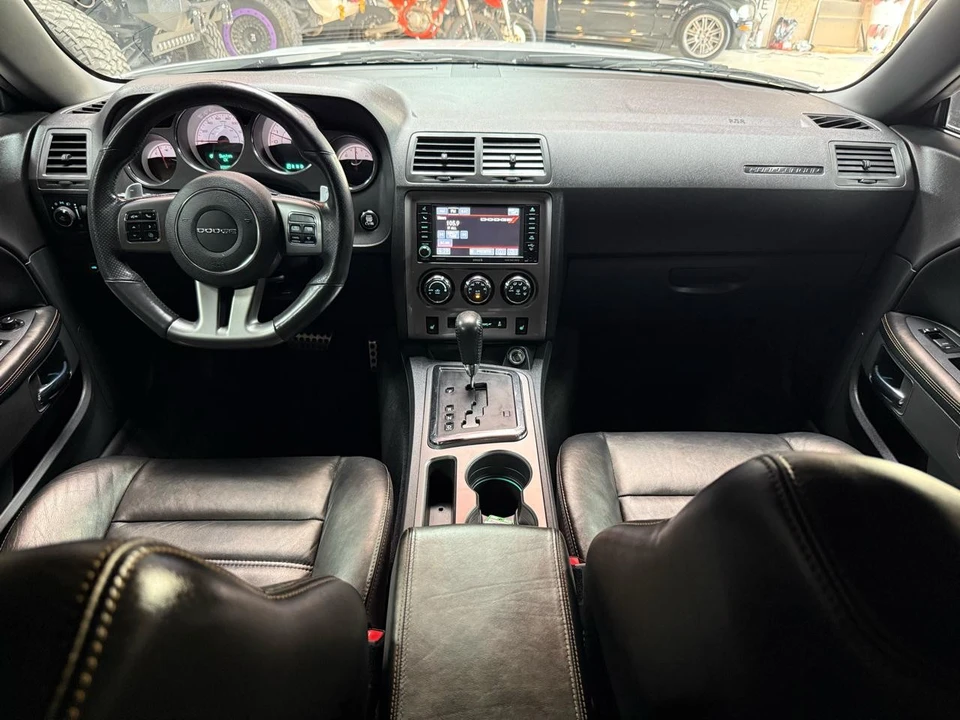 2014 Dodge Challenger 3rd Gen - Image 10 of 31