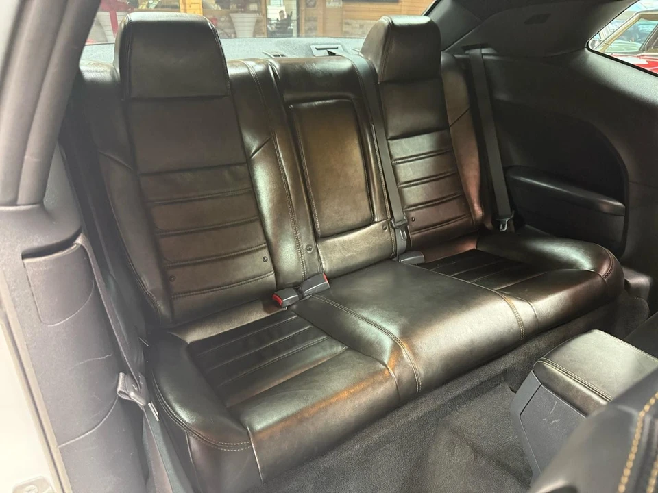 2014 Dodge Challenger 3rd Gen - Image 24 of 31
