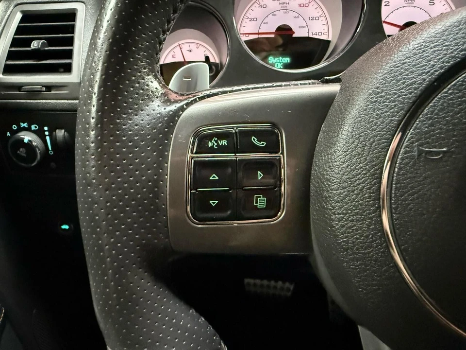 2014 Dodge Challenger 3rd Gen - Image 15 of 31